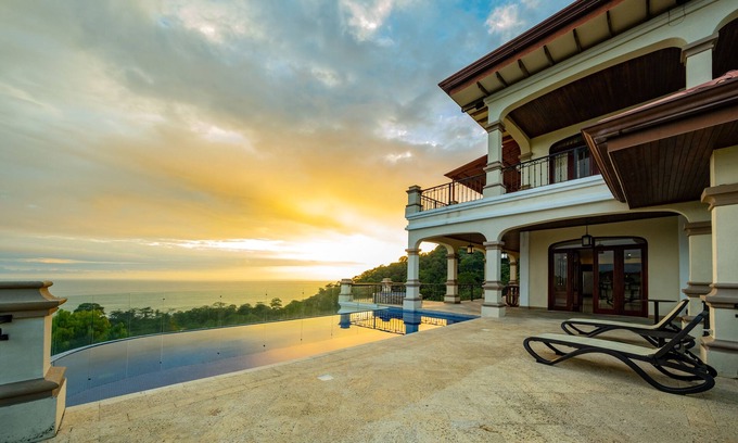 Playa Hermosa Villa | CASA BISILY Totally private property & incredible views