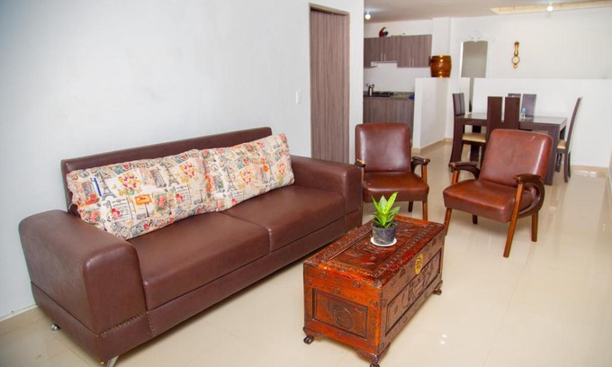Jamundi Apartment | Casa Blanca, Hermosa, Amplia, comoda y muy fresca