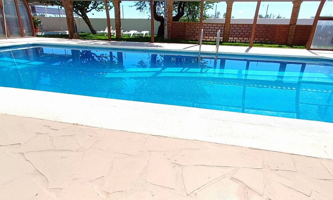Pozo Alcon Villa | Casa Bodeguilla con piscina privada cubierta o abierta según época del año