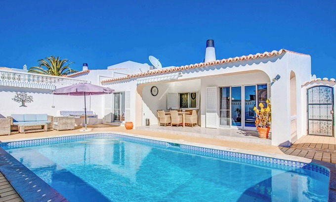 Mato Serrao Villa | Casa Bonita Azul - Three Bedroom Villa, Sleeps 6