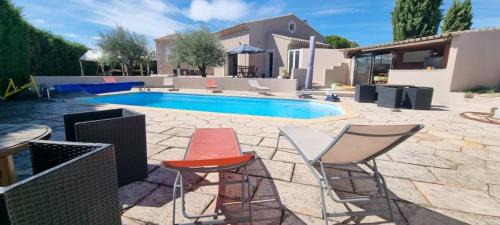 Valreas House | Casa Bonni piscine privée