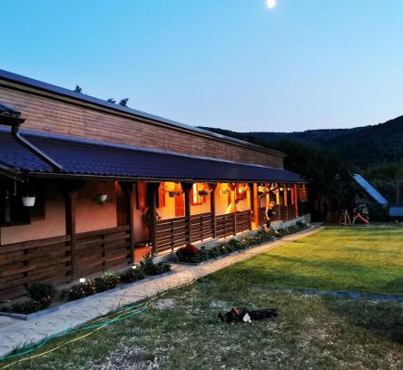 Sasca Montana House | Casa Borcean 2