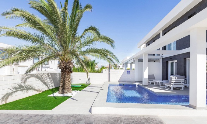 Puerto Marino Villa | Casa Bos Dolfin ***** Modern 6P Villa Swimming Pool - Beach and Restaurants