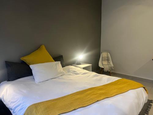 Hatfield House | Casa Bravo - Cozy Traveller