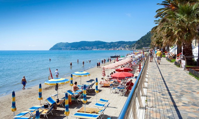 Alassio Apartment | Casa Cabana - 200m From The Sea