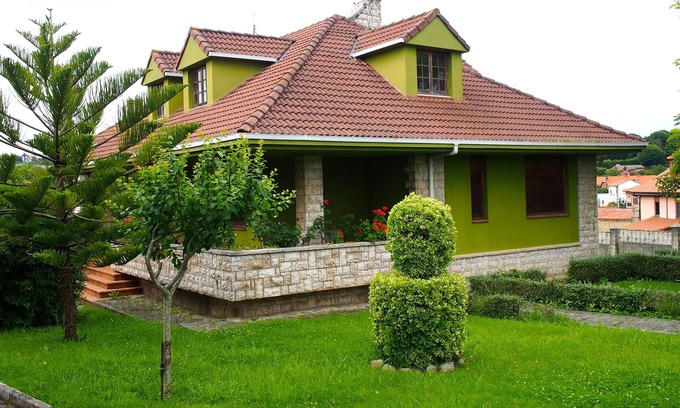 Alfoz de Lloredo House | Casa Camelias 3 KM from Santillana del Mar