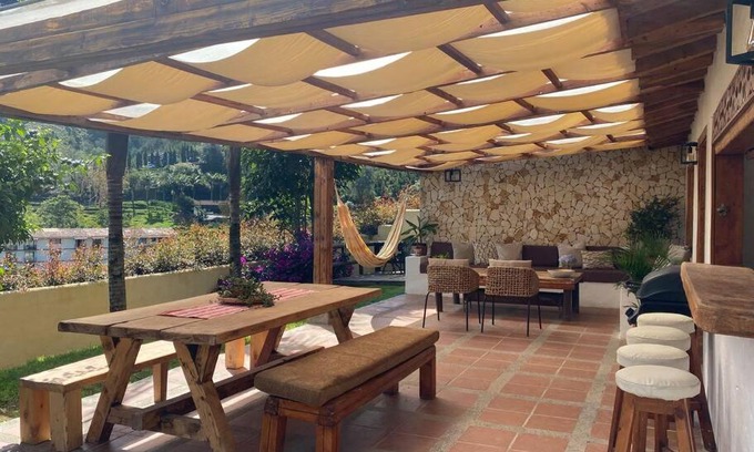 Retiro House | Casa Campestre en El Retiro - Antioquia