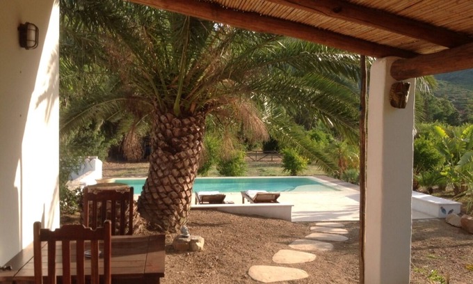 Teulada House | Casa Canne . Romantic farmhouse in rural setting .Family friendly with pool 🏖 ☀️