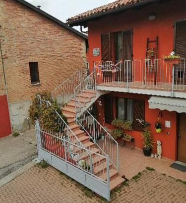 Castellinaldo Bed & Breakfast | Casa Carolina
