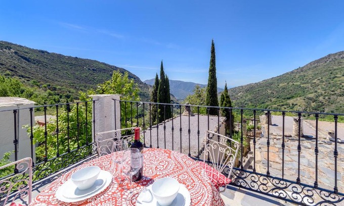 Bubion Apartment | Casa Cecilia