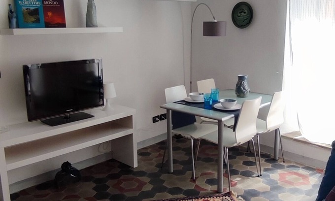 Cisano sul Neva Apartment | Casa Celeste - Minutes from the sea and cliffs, ideal for hikers
