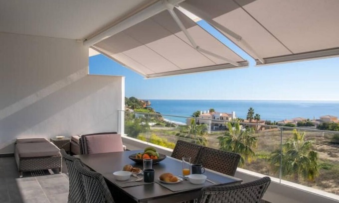 Porto de Mos Apartment | Casa Chloe - Luxury Ocean View Apartment