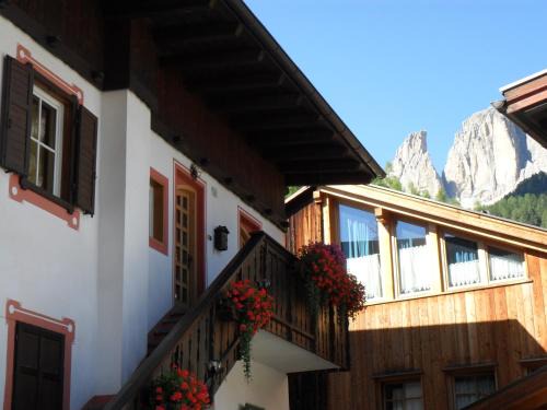 Campitello di Fassa Apartment | casa claudio-APPARTAMENTI IN CENTRO