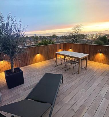 Stationsbuurt Noord Apartment | Casa Clementina - Luxury Penthouse with Airconditioning and Private Terrace