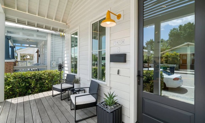 Historic Ybor Apartment | Casa Cohiba by Brightwild Steps to 7th Ave