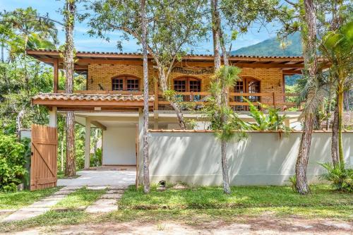 Jardim Marisol House | Casa com jardim e churrasqueira perto da praia