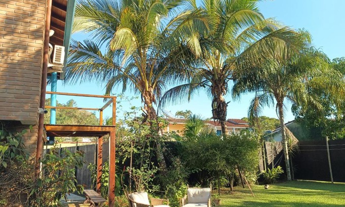 Toninhas House | Casa com piscina a 150m da Praia do Lázaro