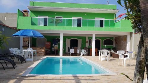 Jardim Veneza House | Casa com Piscina em Peruibe