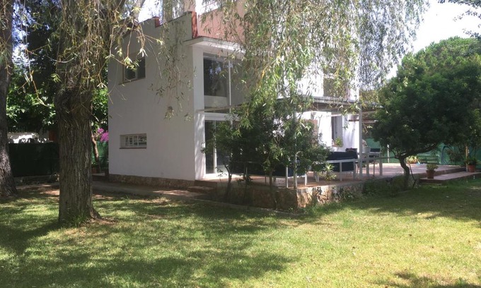 Tamarit House | Casa con gran jardín cerca de la playa - BAIX