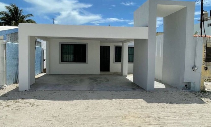 Chicxulub Puerto House | Casa con Piscina en Chixchulub a 100 m de la playa