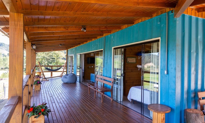 Rio Fortuna House | Casa Container - Pousada Container da Montanha