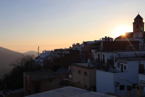 Canar Apartment | Casa corasol, a cozy, comfy, 2BR house- panoramic view and rooftop