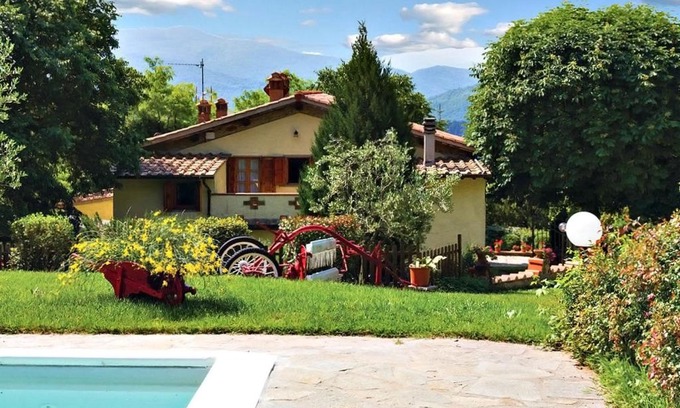 Dicomano Villa | Casa Corella