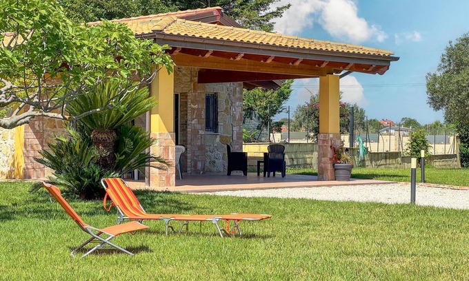 Ortona Villa | Casa Costanzo - Two Bedroom Villa, Sleeps 5