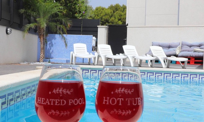 Miami Platja House | Casa Cristall 4 heated pool, Hot tub