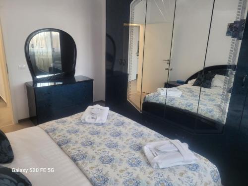 Tractorul Apartment | Casa cu lavanda