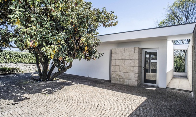 Portela House | Casa da Magnólia