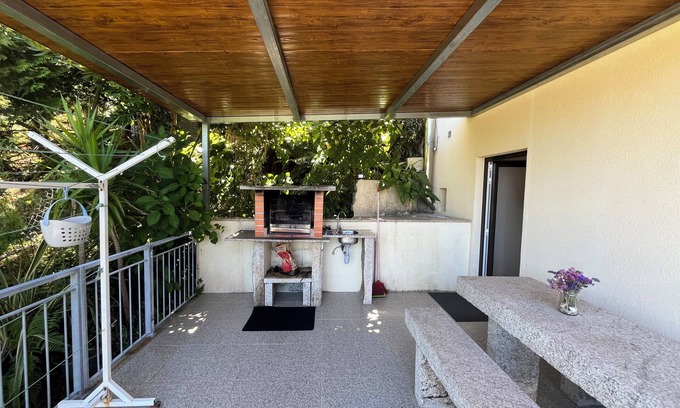 Cova Apartment | Casa de Casarelhos - T2 - Wifi - River and mountain views - Serra do Gerês