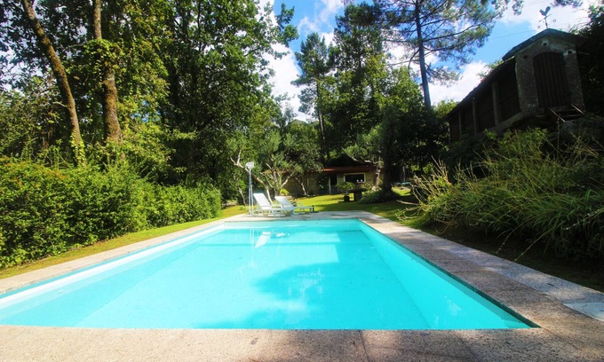 Parada de Bouro Cottage | Casa da Piscina - Casas do Rio by Gerês Casas