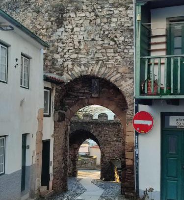 Braganca House | Casa da Porta de Santo António