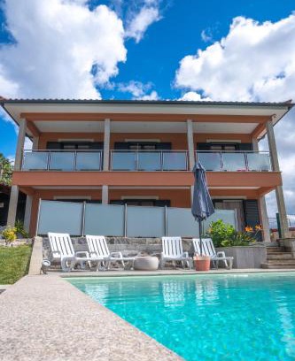 Arcos de Valdevez House | CASA DA ROSARINHO - Casa de Campo Privada com Piscina - Arcos de Valdevez