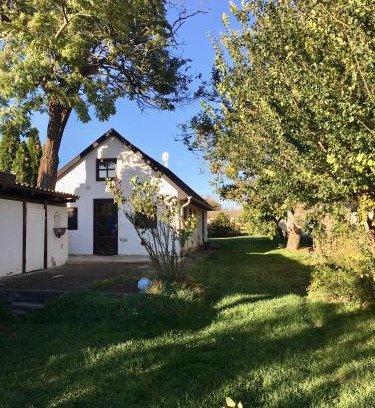 Pazmand House | Casa da Seara