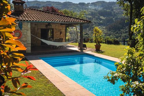 Rio Caldo Villa | Casa da Terra - Gerês