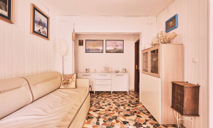 Marina Centro Apartment | Casa Daniela - Two Bedroom Apartment, Sleeps 6