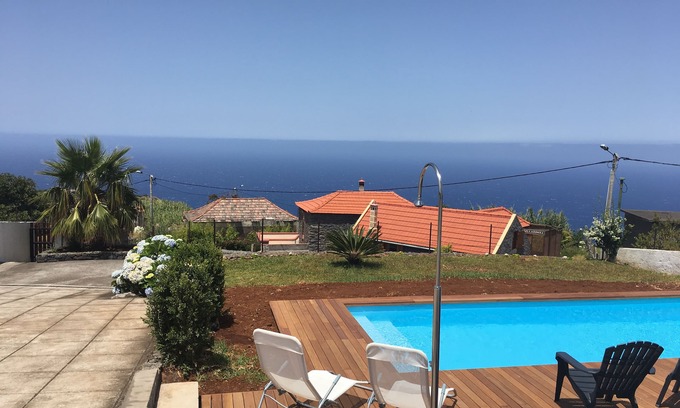 Lombada Velha House | Casa das Marias - Countryside House with Private Heated Pool