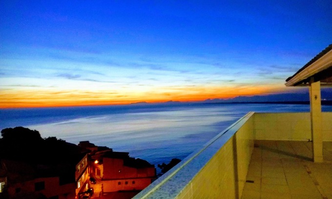 Barra de Guaratiba House | Casa das Praias: Stunning views and close to 10 beaches and Pedra do Telegrafo.