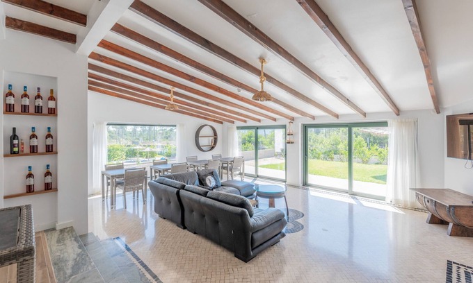 Castelo Bed & Breakfast | Casa Das Vinhas III (C128)