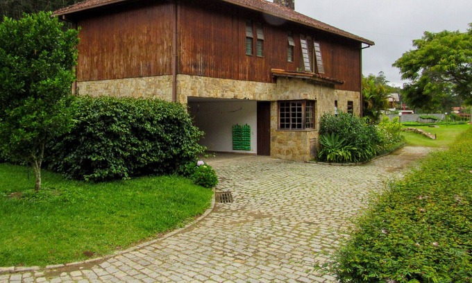 Teresopolis House | Casa de campo Petunia com Wi-Fi e lazer - RJ