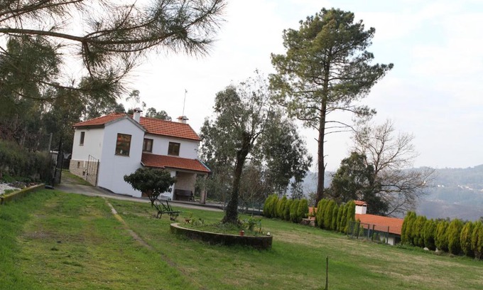 Cedrim House | Casa de Guadalupe
