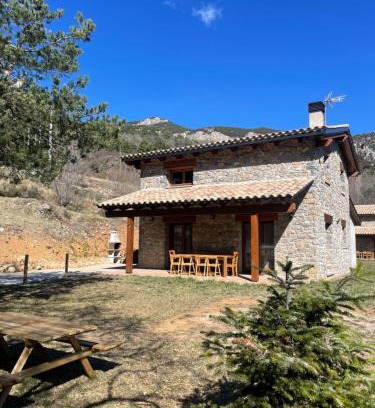 Castellar del Riu Ski Chalet | Casa de la Mestra, Espinalbet - ALBERGA