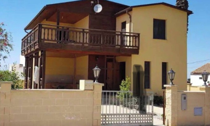 Sant Jaume d'Enveja Ski Chalet | Casa de madera en el delta del ebro, en zona cerca de de la playa.