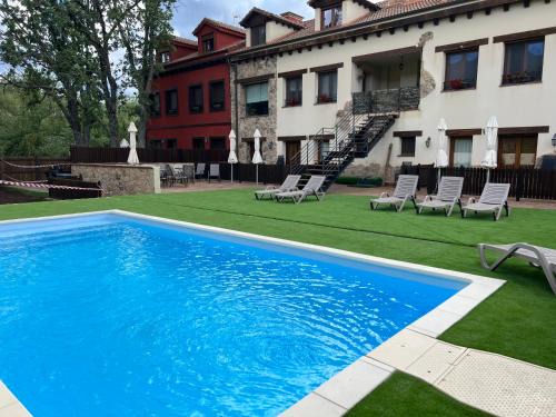 La Pradera de Navalhorno Apartment | Casa de Navalhorno Valsain
