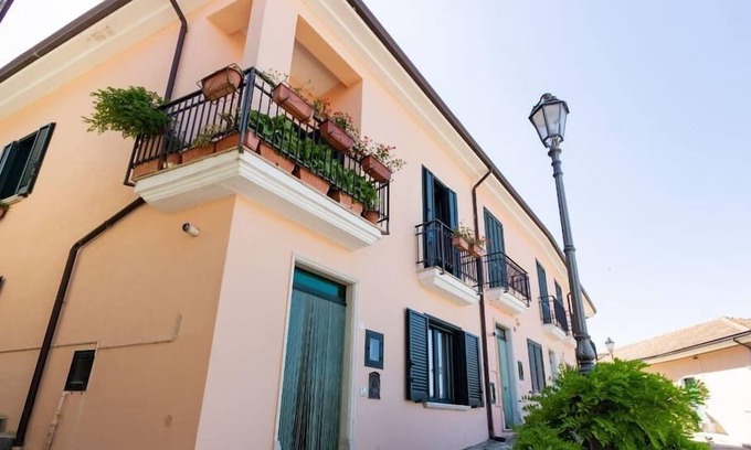 Morra De Sanctis House | Casa De Sanctis - Irpinia: Structure for Exclusive Use in the Heart of Morra De Sanctis