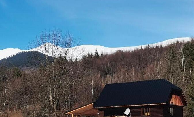 Uricani House | Casa de vacanță Mira