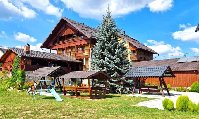 Manastirea Humorului House | Casa de Vacanta Silvia