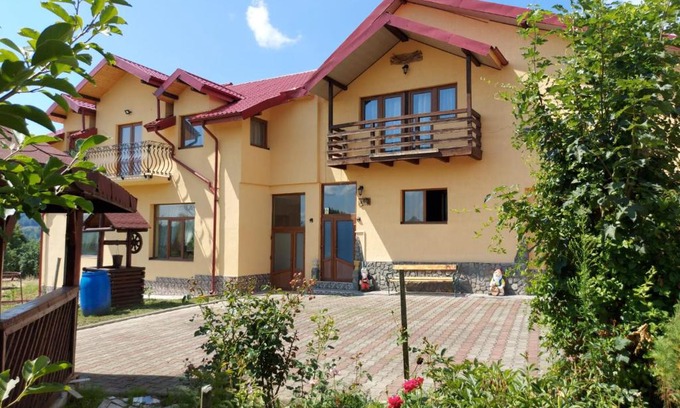 Bughea de Sus House | Casa de vacanta La Ticu